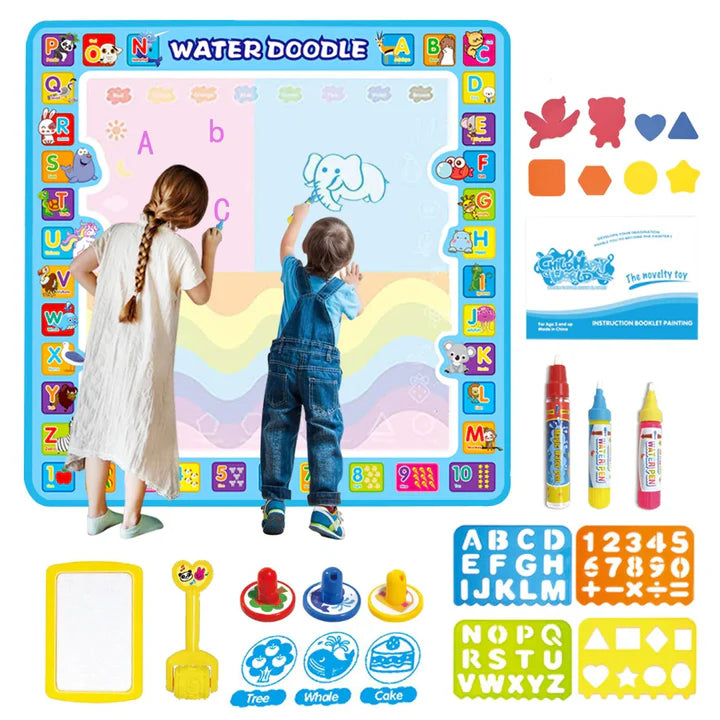 🖍️ Covorașul Magic Water 100×100 cm – cu accesorii complete și Carte Magică inclusă! 🎁